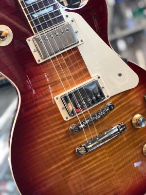 Gibson Limited Edition Les Paul Standard 60's AAA Top - Cherry Burst